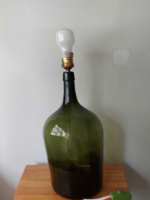 Taças Vintage em Vidro Decorativo  e Candeeiro