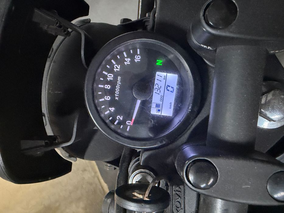 Brixton BX 125 - Preto mate com apenas 13000km