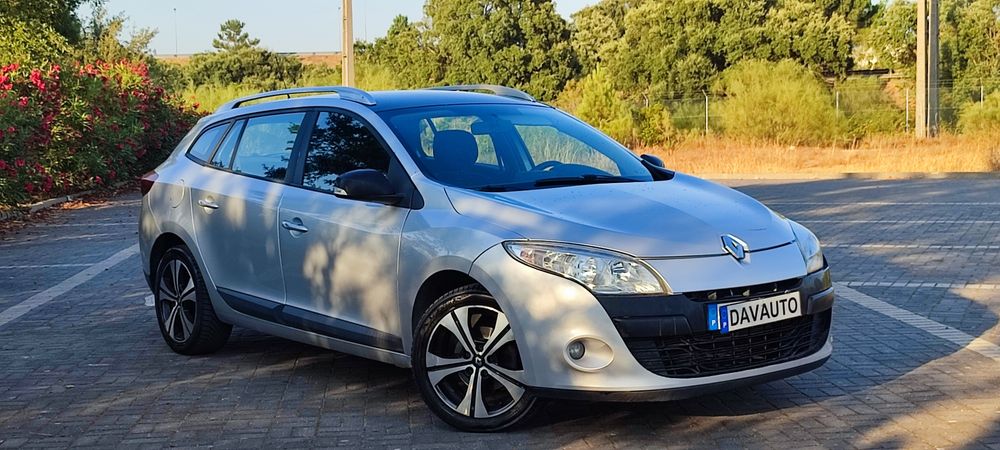 Renault Megane  1.5 DCI Garantia  Lux Dynamic 119€ Mês