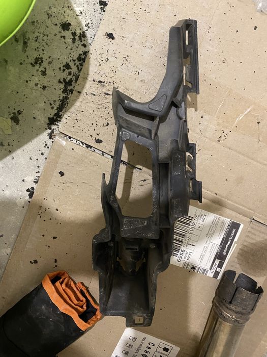 Кріплення під форсунку і кришка форсунки лагуна 3