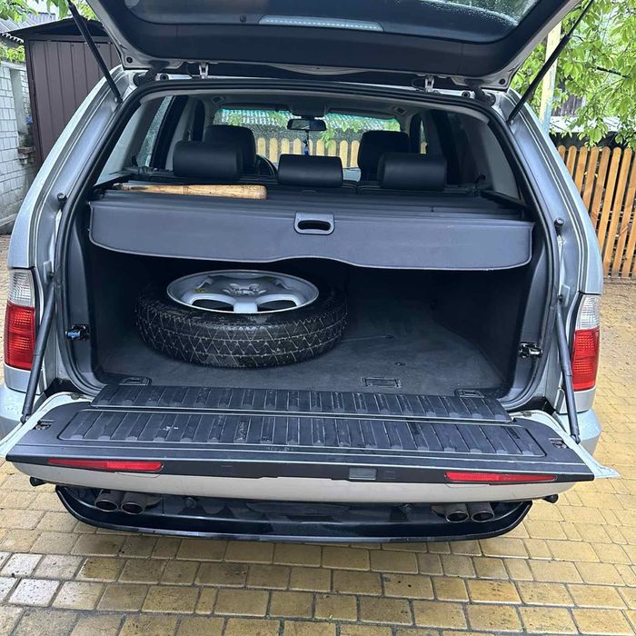 Продам BMW X5 E53 2003