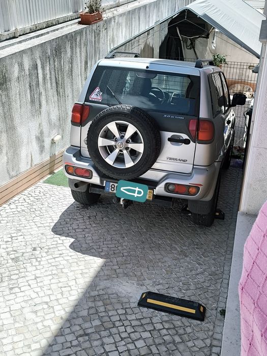 Nissan Terrano 3.0 foto 2