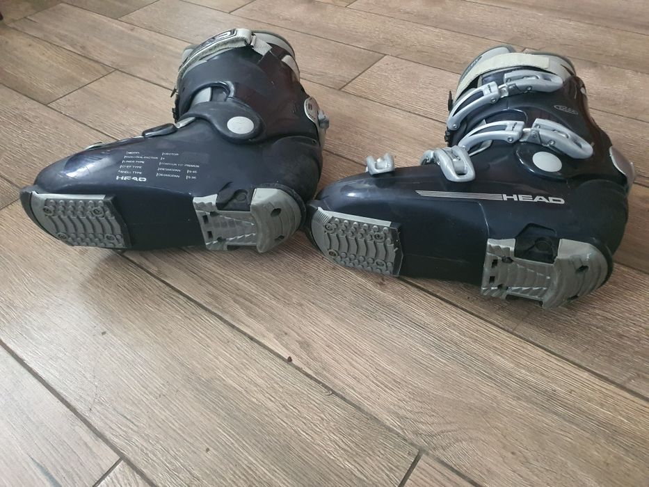 Лижні черевики, боти  Head Vector.