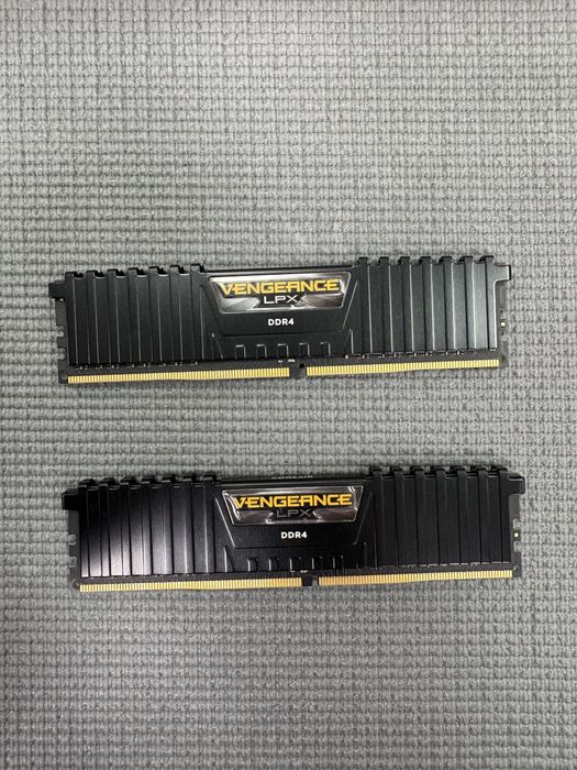 Corsair Vengeance LPX 16GB (2X8GB) 3200Mhz CL16 DDR4