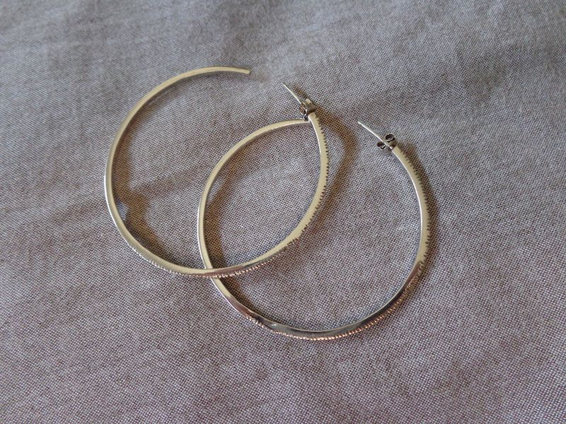 Vendo argolas em prata de lei e zirconias