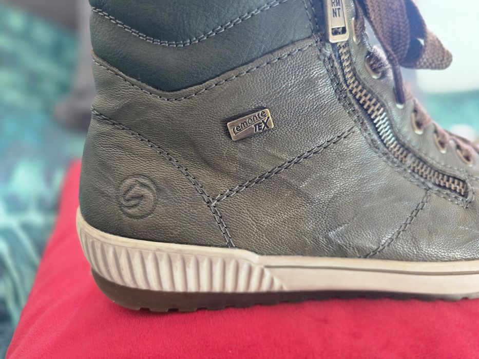 Sneakersy Remonte Tex Skóra
