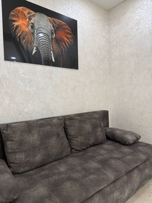 Квартира подобово, погодинно 2 кв на набережній центр міста