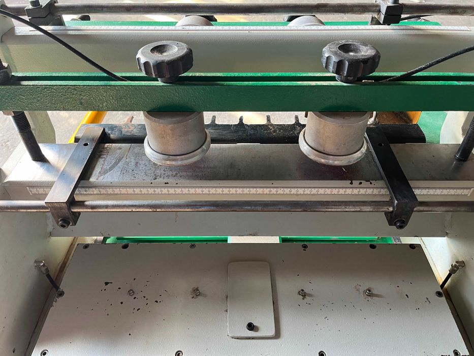 Frezarka do połączeń szuflad OMEC 750