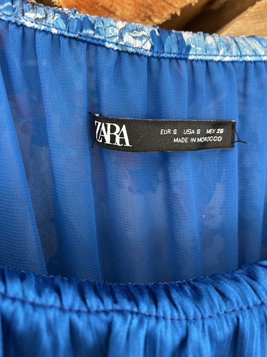 Dluga sukienka niebieska firmy zara rozmiar s