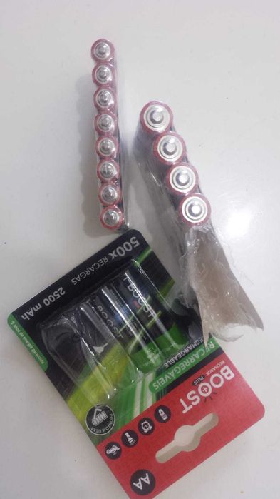 Conjunto de 8 pilhas AAA + 4 pilhas AA + 2 pilhas AA Recarregaveis