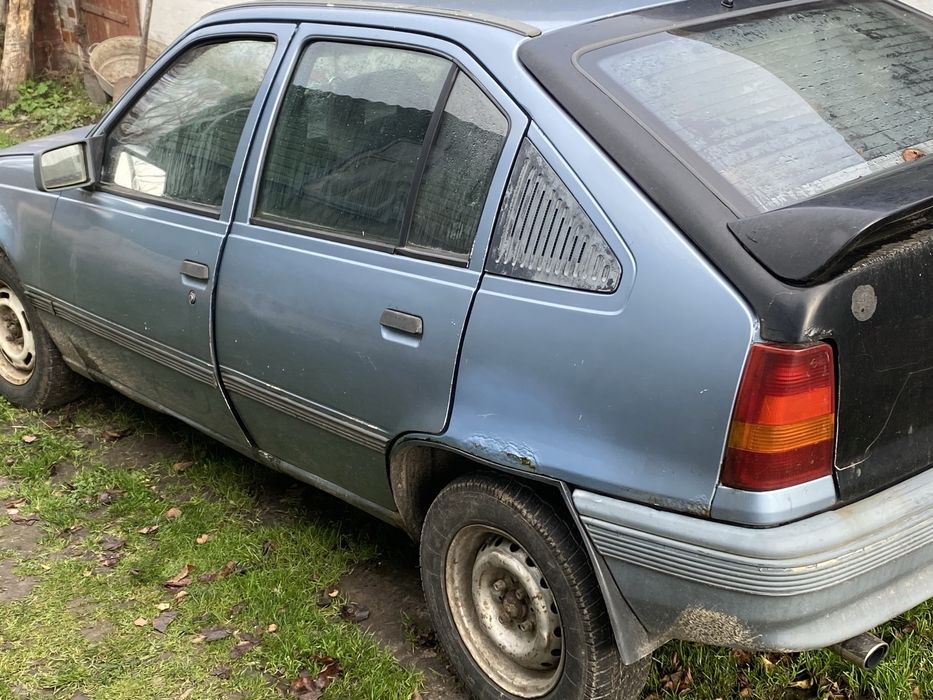 Опель кадет продаю