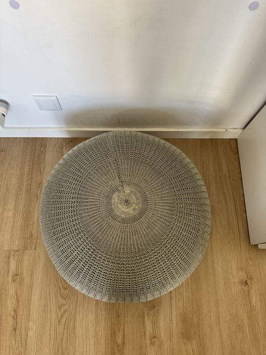 Pufe IKEA SANDARED cinzento 56cm