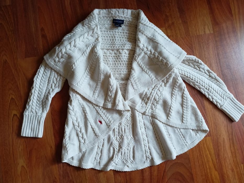 Sweter, narzutka, peleryna kremowa Ralph Lauren rozm.  128-140 (8-10 lat)
