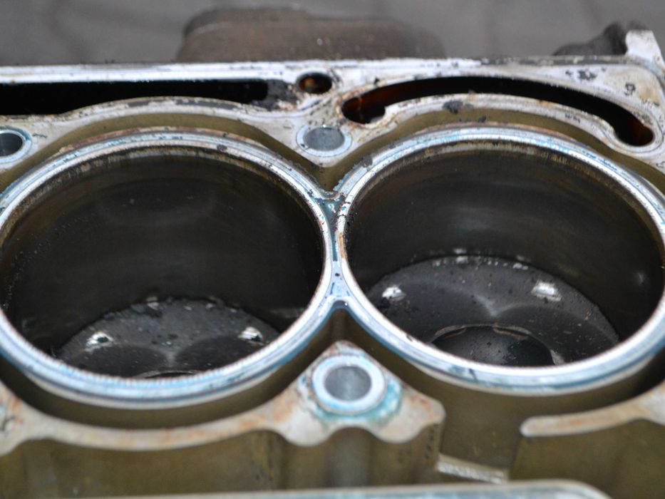 Silnik Bez Głowicy , Blok Tłoki Wał VW, SKODA 1.6 FSI BLF