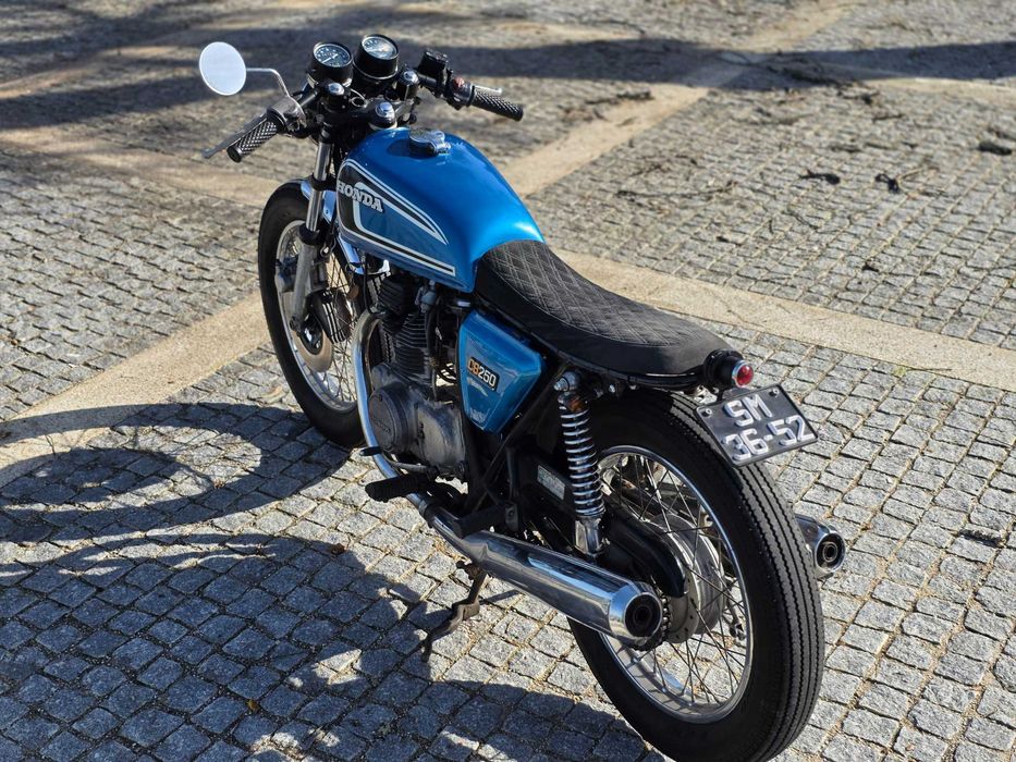 Honda CB 250g 1975