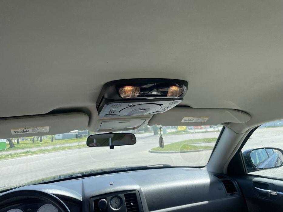 Chrysler 300 touring 3,6 benzyna