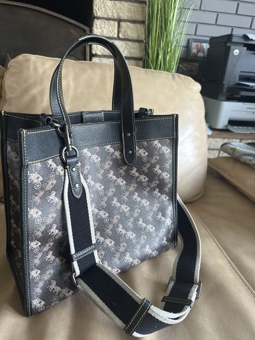 Coach сумочка продаж