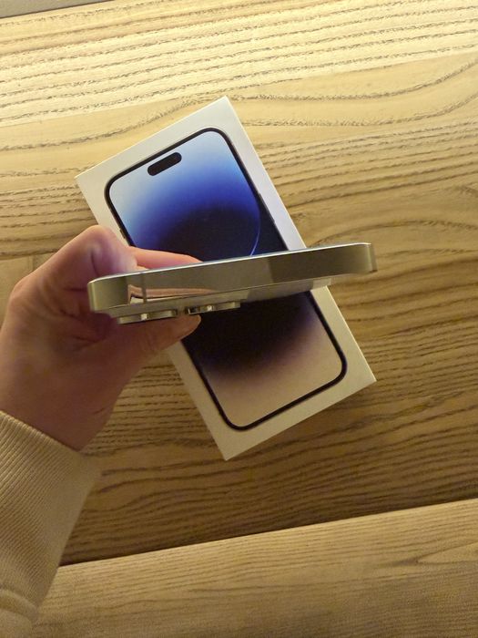 Iphone/айфон 14 про макс/pro Max 256 гб neverlock Esim