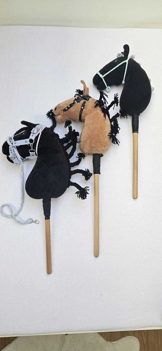 Hobby Horse ze stajnią i sprzętem