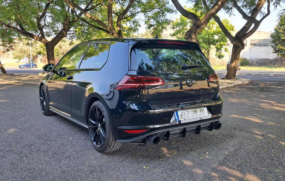 Volkswagen Golf — fotografia 4