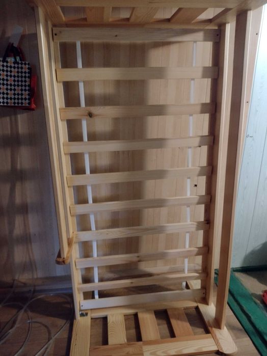 Łóżko dziecięce z szufladą