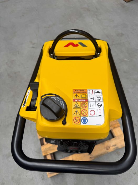 Ubijak Wacker Neuson BS 68-4A/28 Honda GXR 120 70 kg