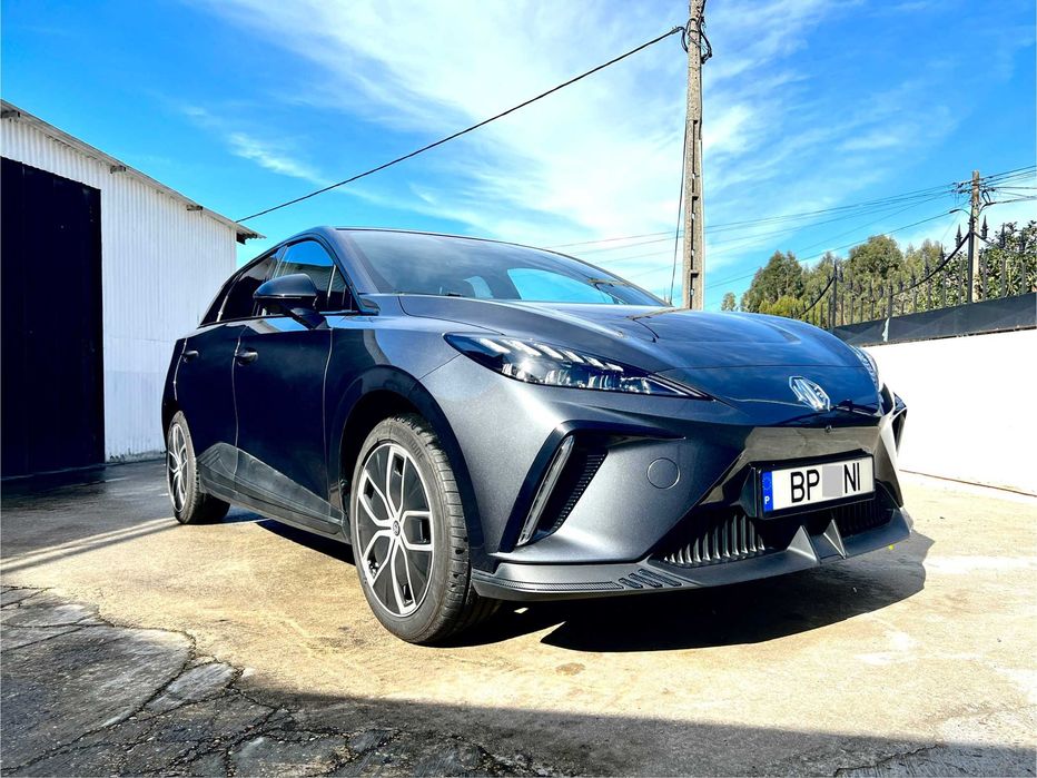 MG MG4 64 kWh Luxury