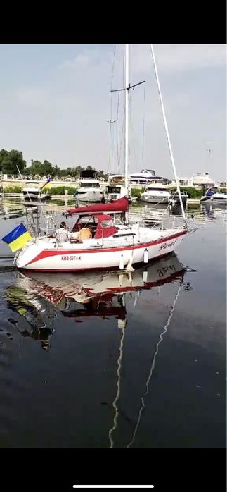 Яхта Colvic UFO 27