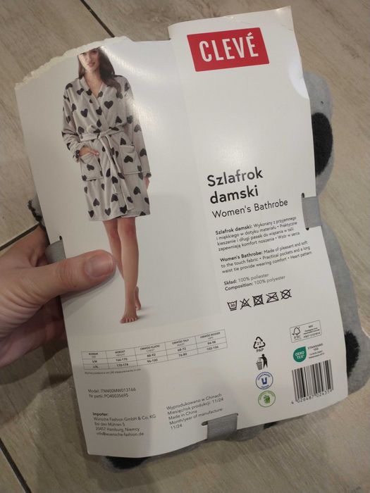 Szlafrok damski rozmiar L/XL szary w czarne serduszka