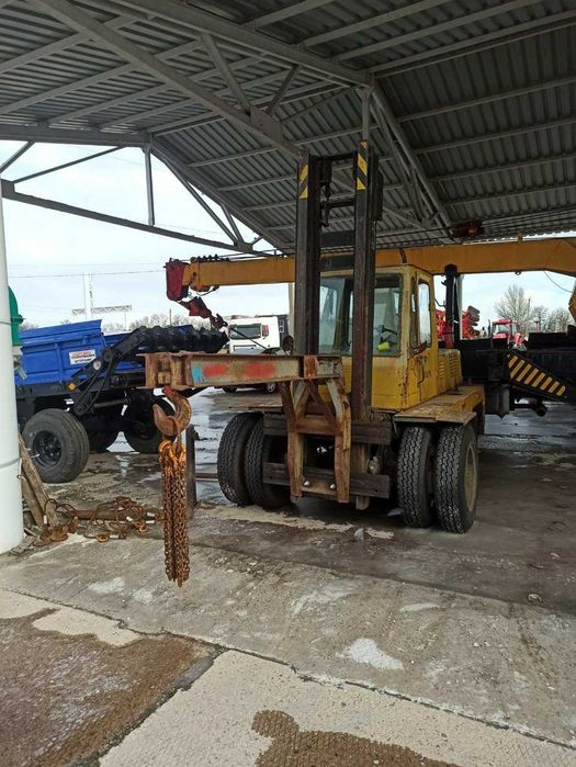 Львівський навантажувач 40810 дизельний, автонавантажувач