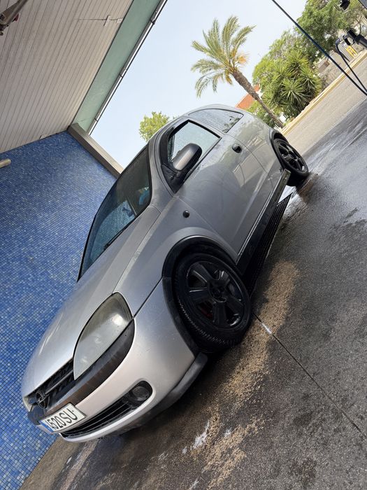 Opel Corsa C- Peças ou arranjo