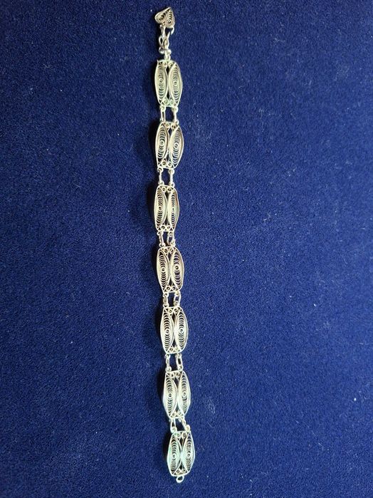 Biżuteria na sprzedaż