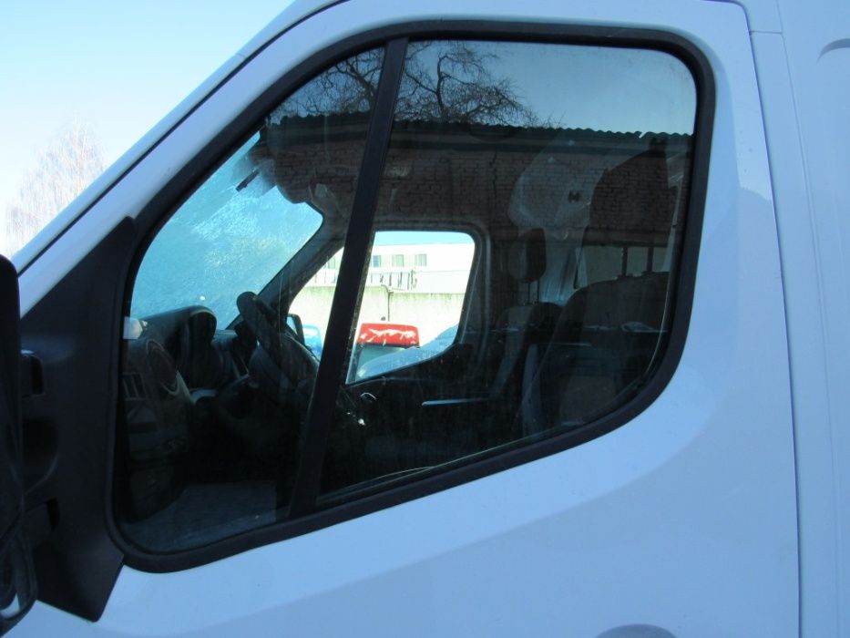 Скло дверей Рено Мастер 3 Renault Master 3 New Мовано  2010