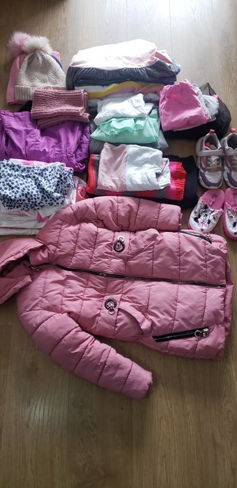 Пакет одягу з теплою курткою для дівчинки  7 років  122-128 см