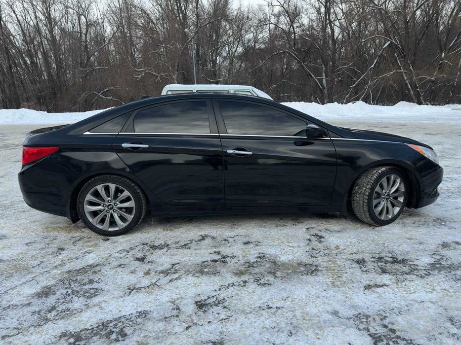 Продам Hyundai Sonata 2013
