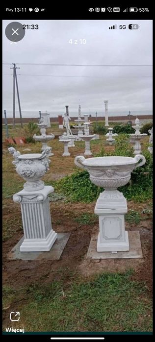 Oryginalne gazony. Biały beton