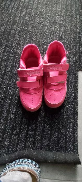 Buty 29 koralowe