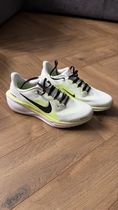 Кросівки для бігу чоловічі Nike Pegasus 41 (розмір 44)