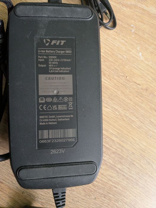 Akumulator (bateria) z ładowarką FIT