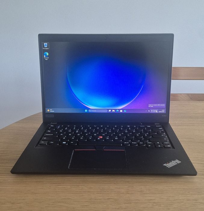 Lenovo X390 / 256GB SSD/ 8GB RAM