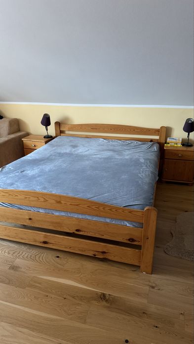 Łóżko drewniane 160x200 szafki nocne bez materaca