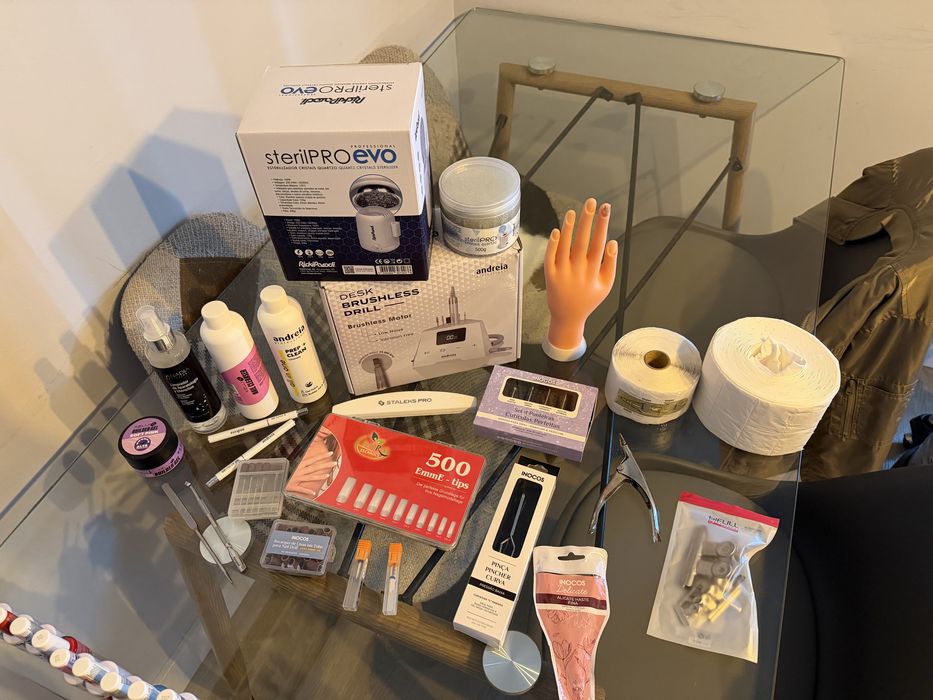Vendo conjunto manicure novo