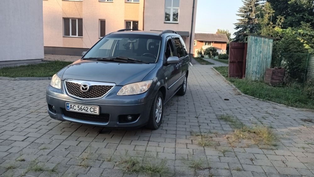 Продам Mazda MPV