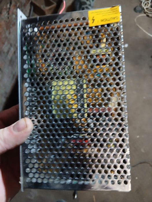 Продам блок живлення