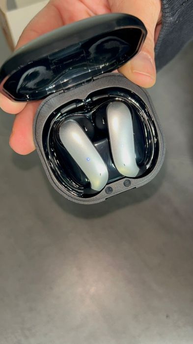 Auriculares bluetooth com astes super finas
