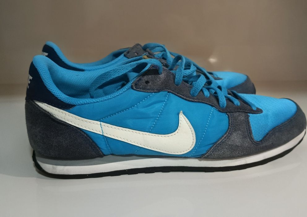 Nike Genicco - Homem 44