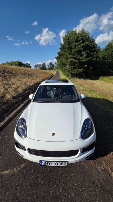 Porsche Cayenne Stan idealny, Niski przebieg