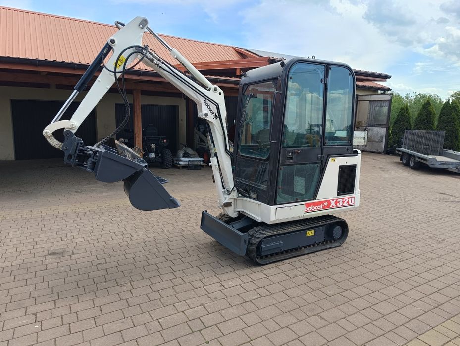 Bobcat x 320 Brutto sprowadzona minikoparka mini koparka
