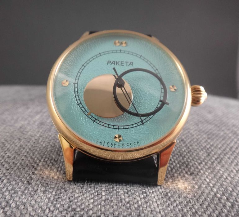 Часы Ракета Коперник винтажные механические Обслужены часовым