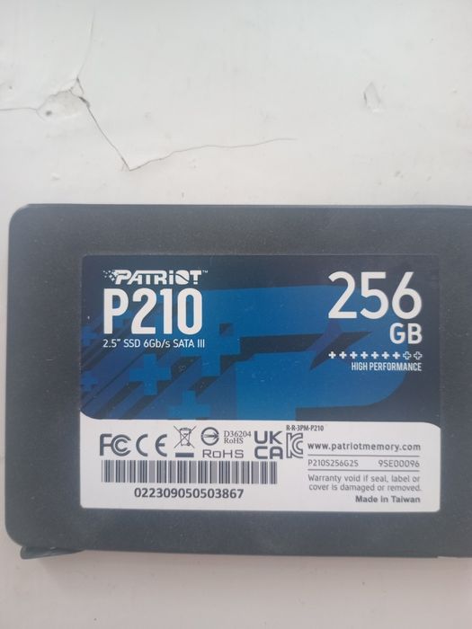 Обміняю SSD на бюджетний смартфон